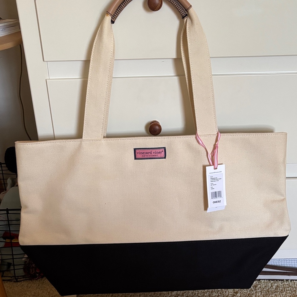 Vineyard Vines Beige and Black Tote Bag